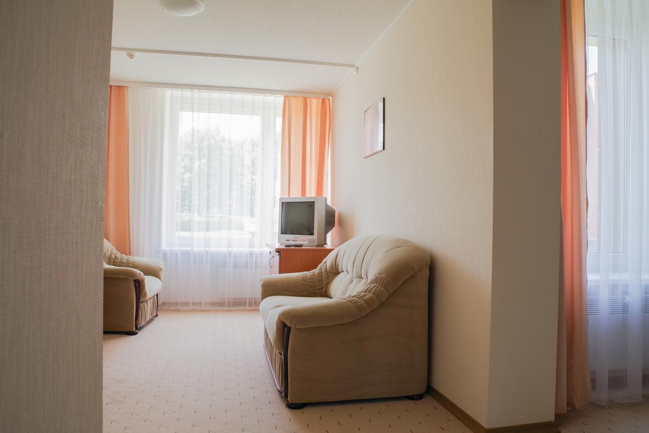 Hotel Visagino Parkas Visaginas Esterno foto